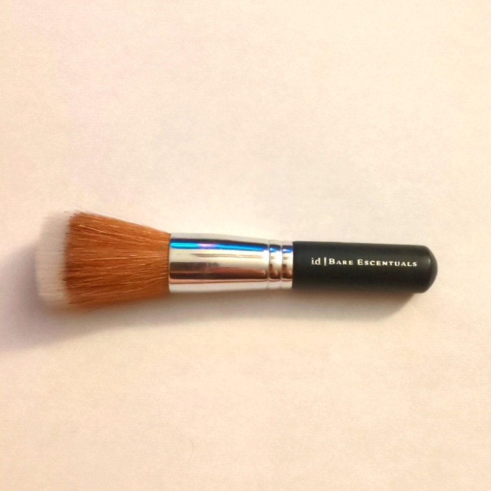 Bare Escentuals Brush